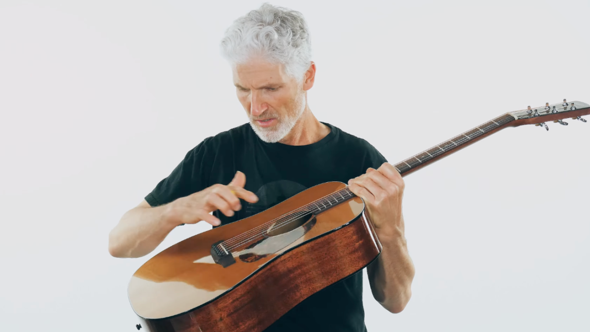 Bristol BD-216 Acoustic Guitar